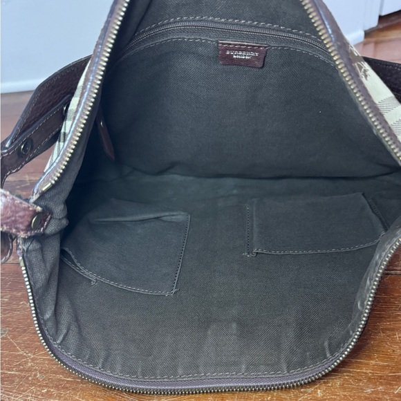 Burberry Vintage Nova Check Leather Shoulder Hobo Bag - Picture 11 of 15